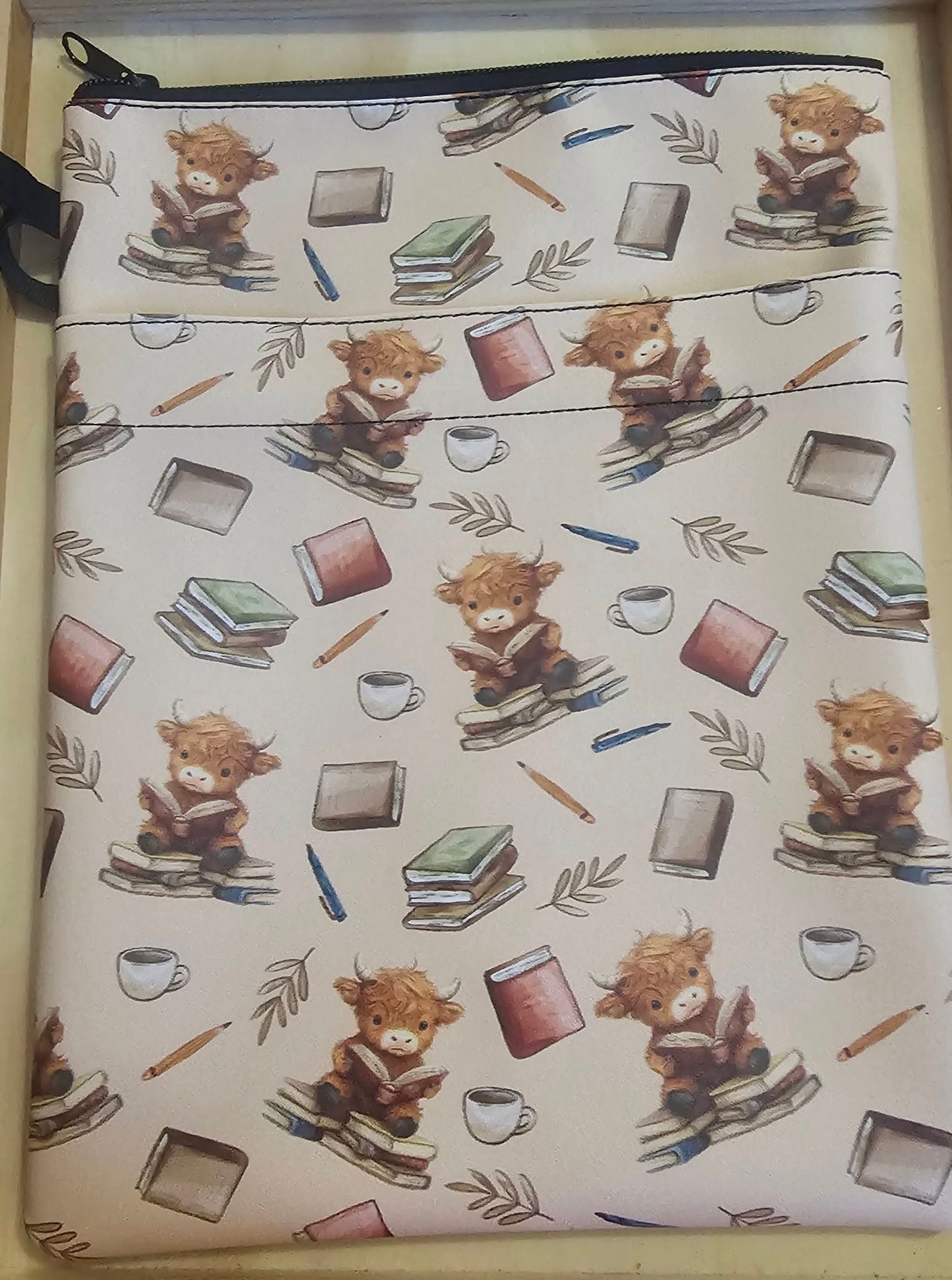 BOOK/TABLET SLEEVE