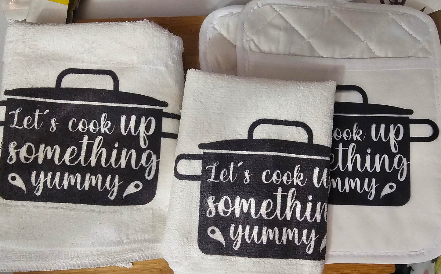 KITCHEN ACCESSORIES