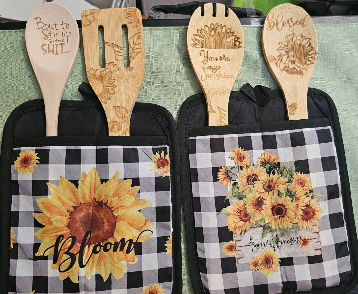 KITCHEN UTENSILS