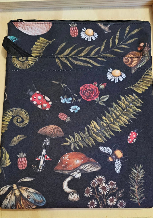 BOOK/TABLET SLEEVE