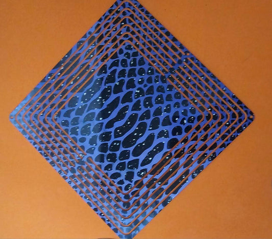 WIND SPINNER DIANMOND SHAPE ANIMAL PRINT